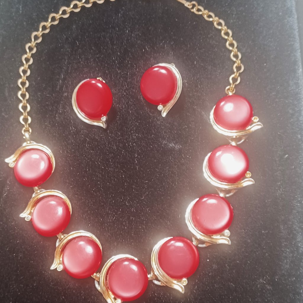 Vintage Red Thermoset, Gold Tone Necklace With Moon Glow Earrings